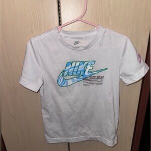 Nike Kids toddler boy T-Shirt size 4t (3-4yr)